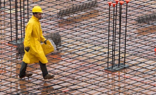 How Does Rain Impact Construction & Infrastructure in UAE — Challenges, Delays & Supply Solutions